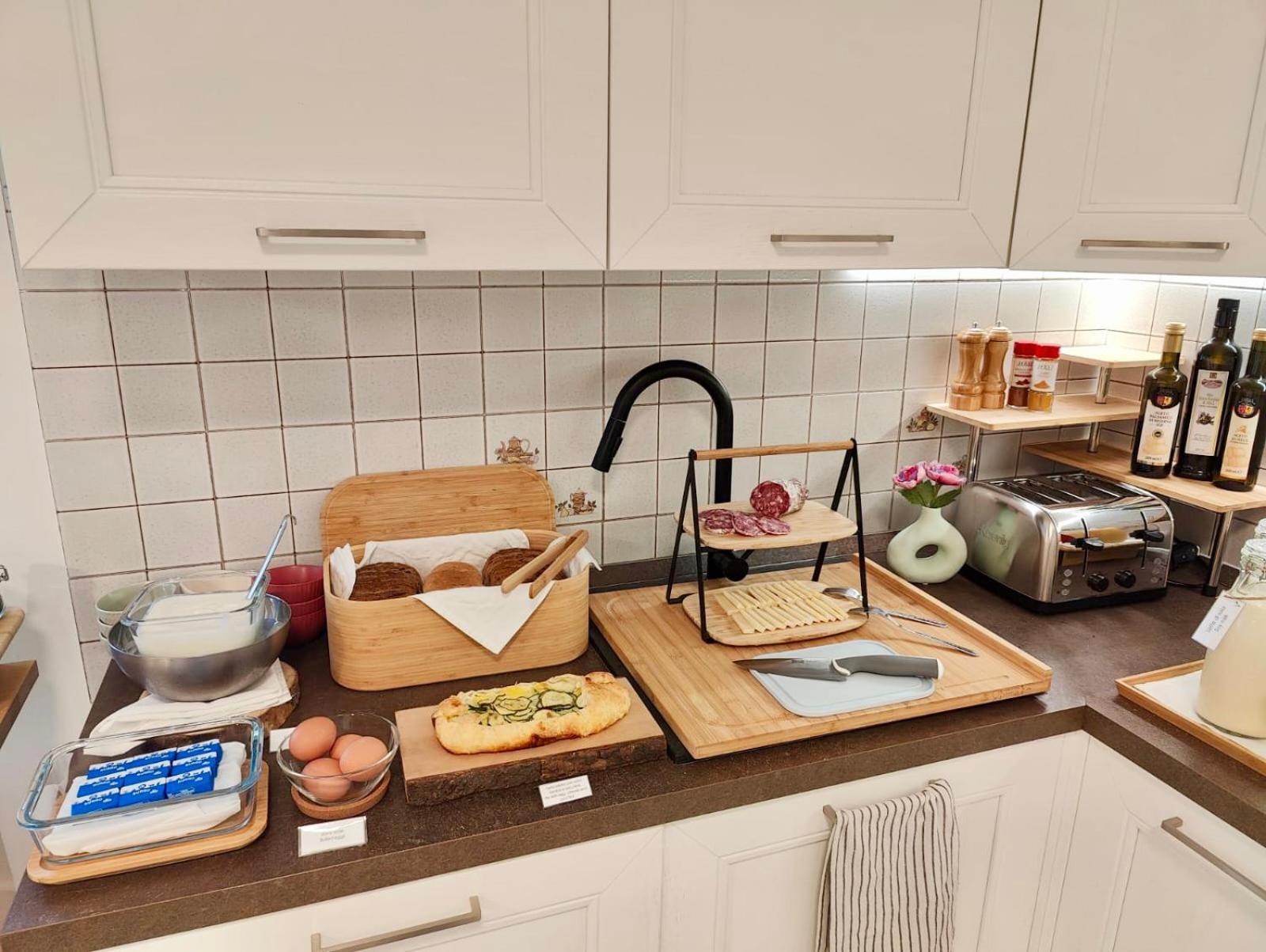 Maeva Guesthouse Puegnago Dış mekan fotoğraf